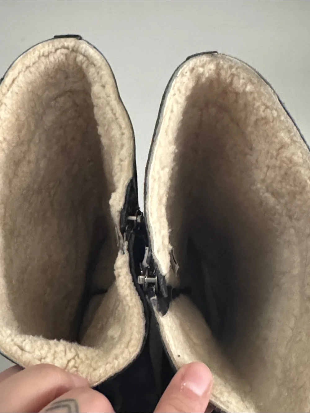 🖤🙌🏼 UGG winter boots Sherpa lined 8.5